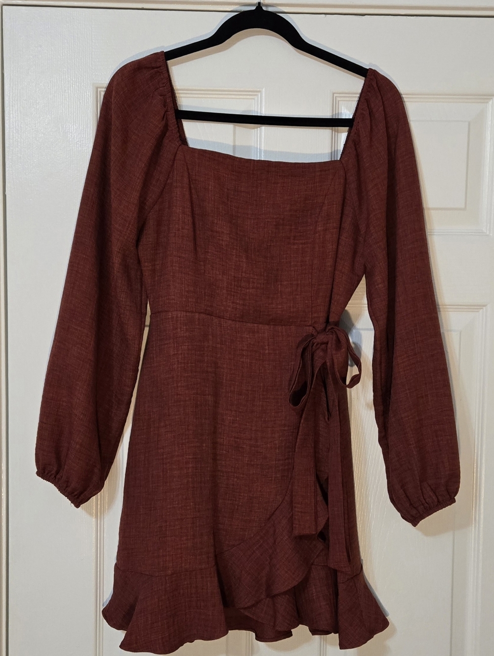 Women's Square-Neck Long Sleeve Wrap Dress in Rust